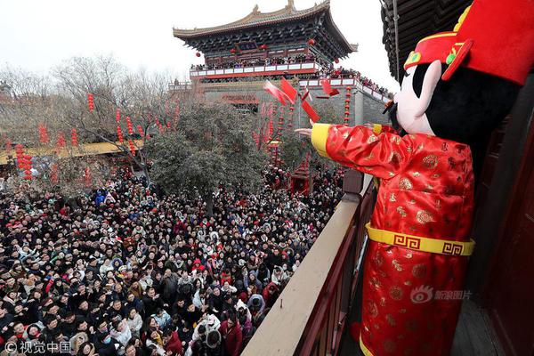 符文工厂5露西喜欢什么